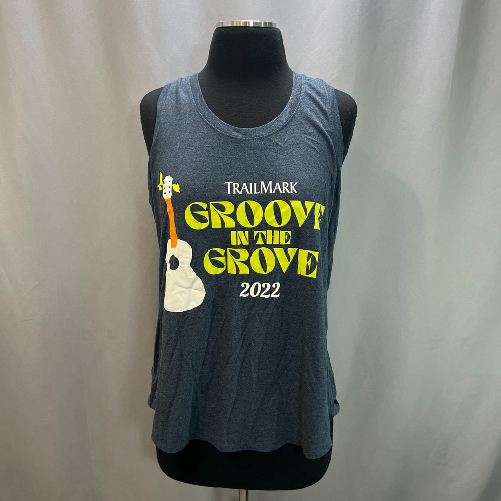 District Trailmark Tank Top Womens XL Gray Groove In The Grove Event In 2022